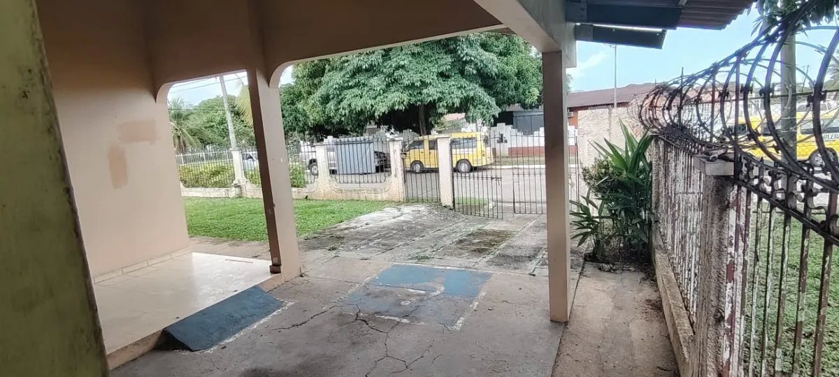 Mobile Home For Sale in Altos de vacamonte