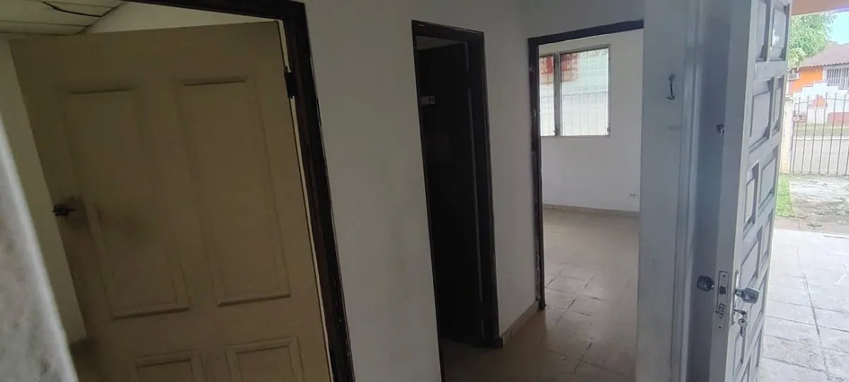 Mobile Home For Sale in Altos de vacamonte
