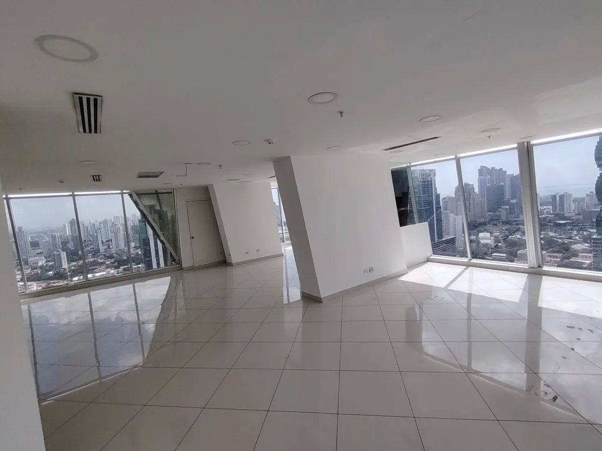 SE ALQUILA O SE VENDE OFICINA EDIFICIO SL55