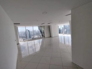Office For Rent in Calle 55 Este