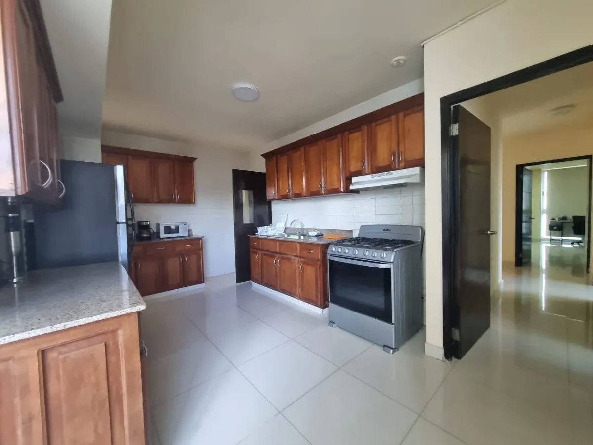 Alquiler de Apartamento semi amoblado en San Francisco, Panamá