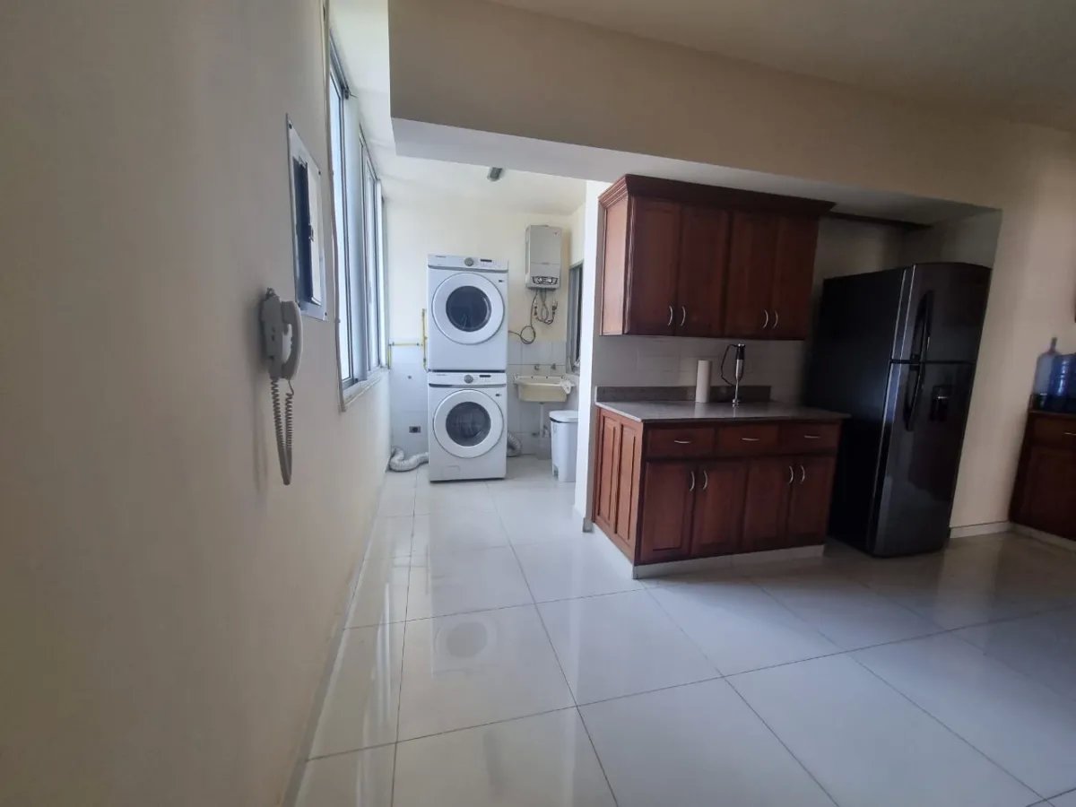 Alquiler de Apartamento semi amoblado en San Francisco, Panamá