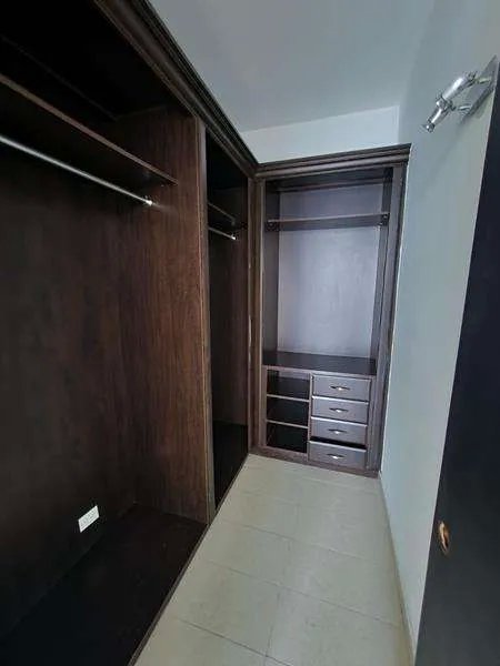 venta de apartamento en PH The Bridge  Ancón