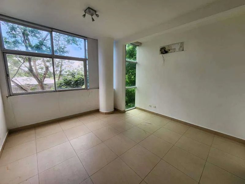 Apartment For Sale in Amador