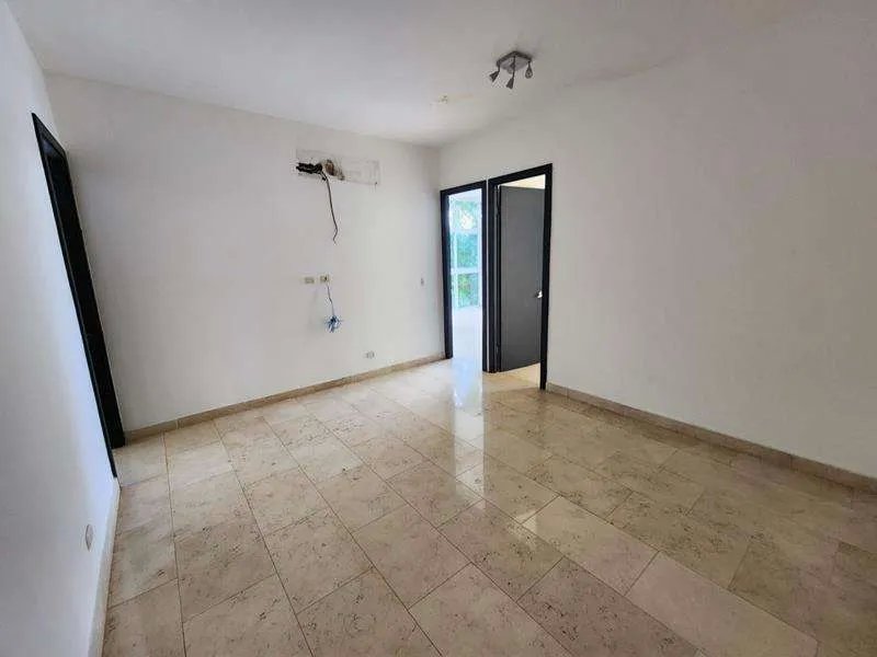 Apartment For Sale in Amador