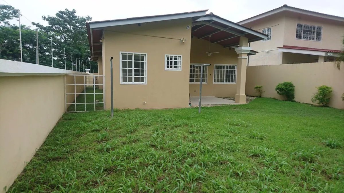 Single Family Detached For Sale in Brisas del Golf