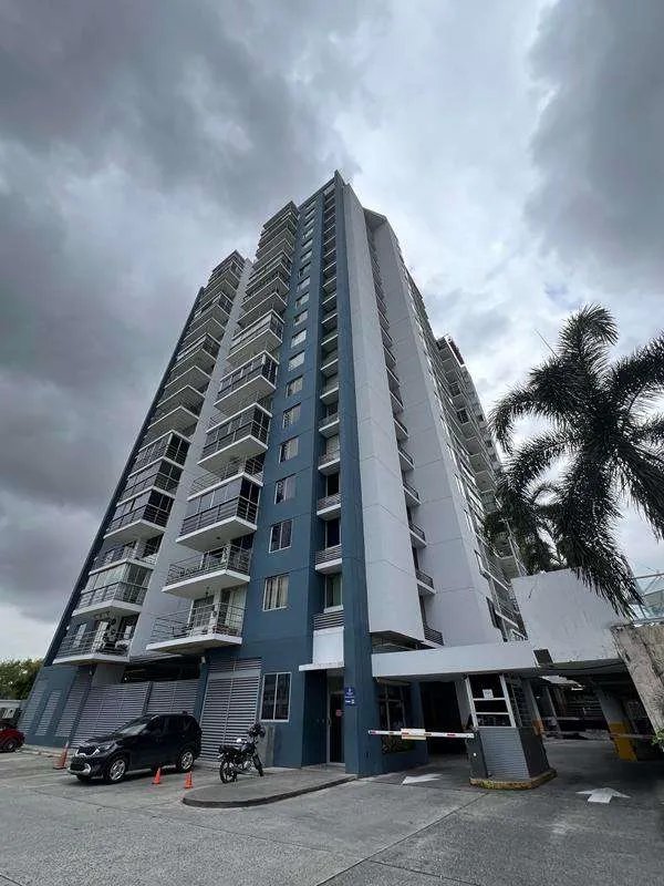 Venta de apartamento en PH Cosmopolitan Towers