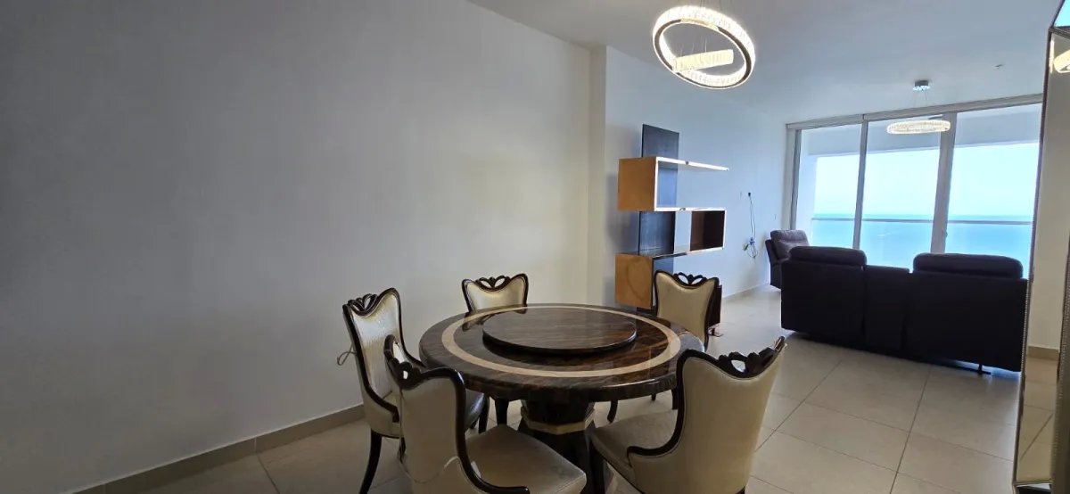 Apartamento en Venta en Avenida Balboa