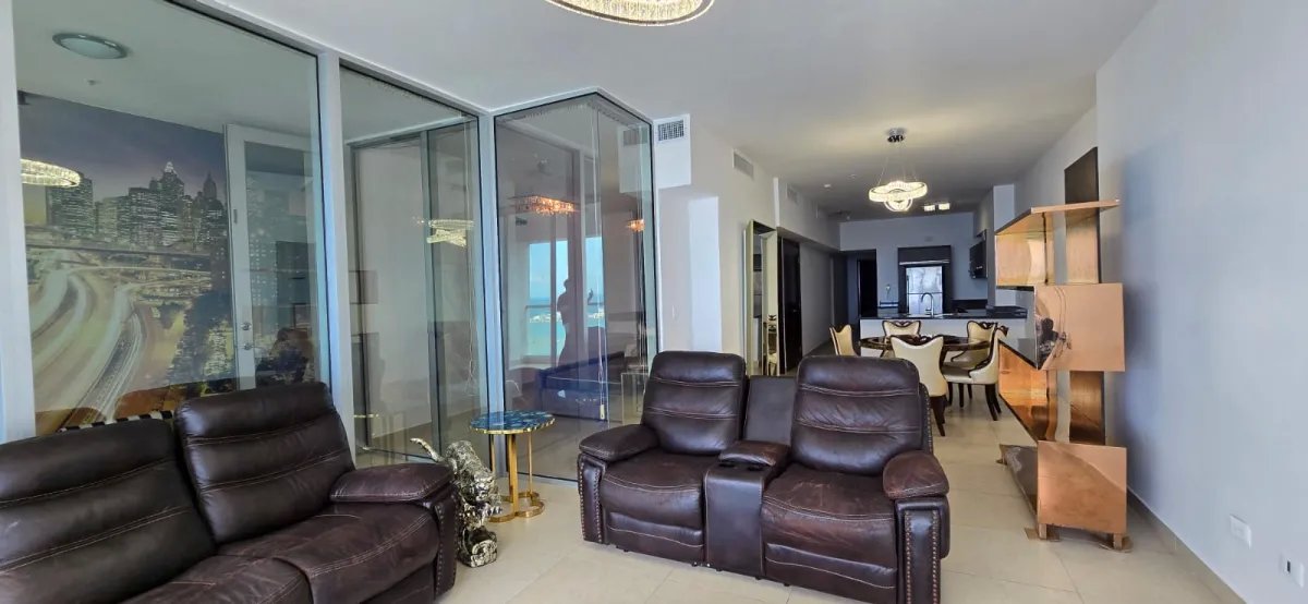 Apartamento en Venta en Avenida Balboa