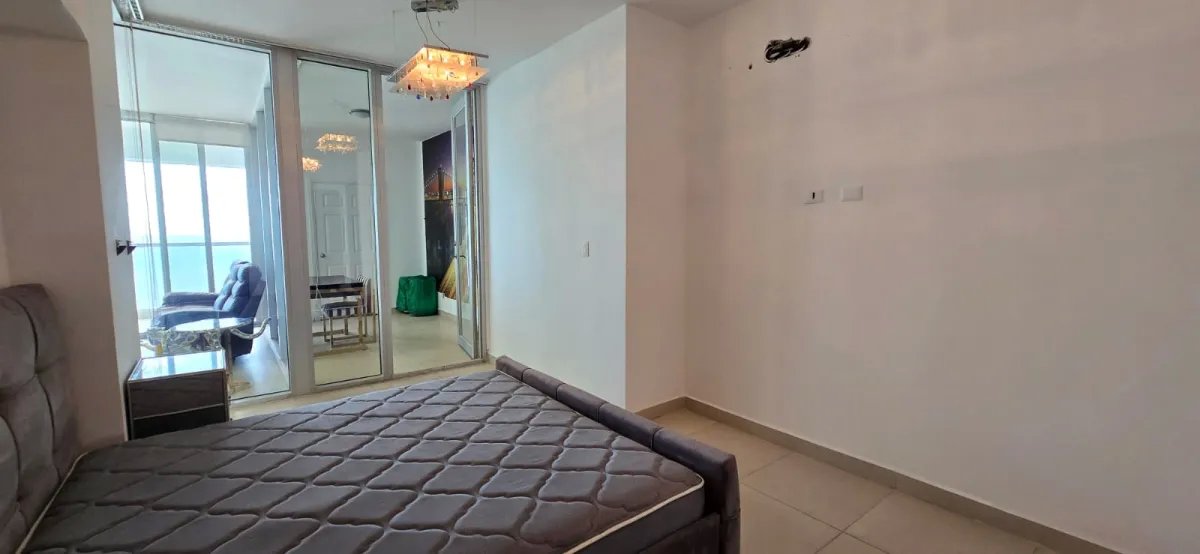 Apartamento en Venta en Avenida Balboa