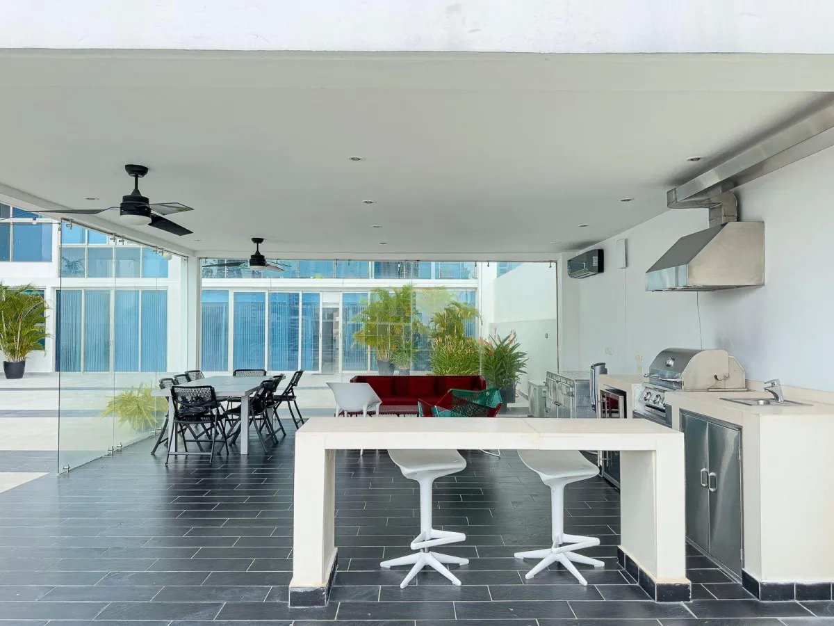 Apartment For Sale in Punta Pacífica