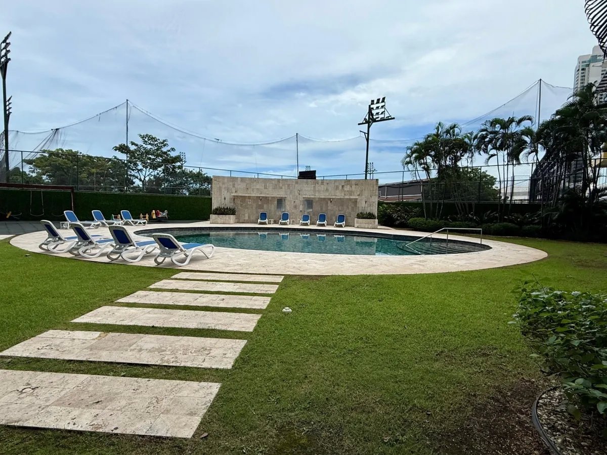 Apartment For Sale in Punta Pacífica