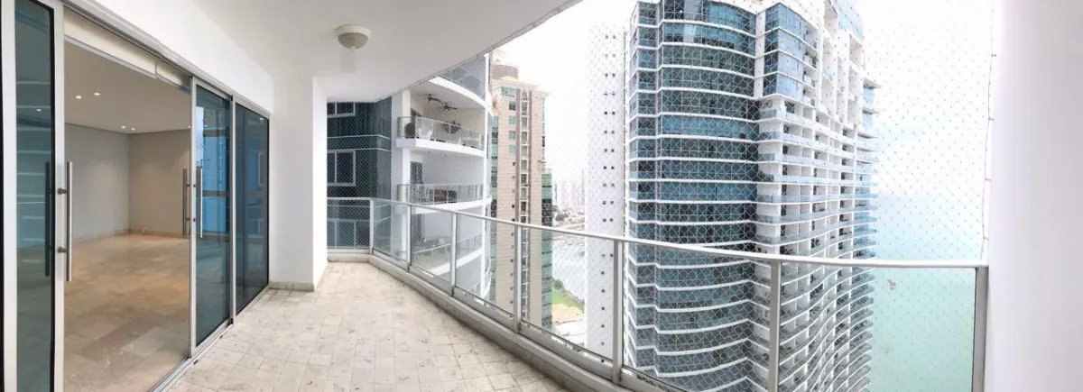 Apartment For Sale in Punta Pacífica