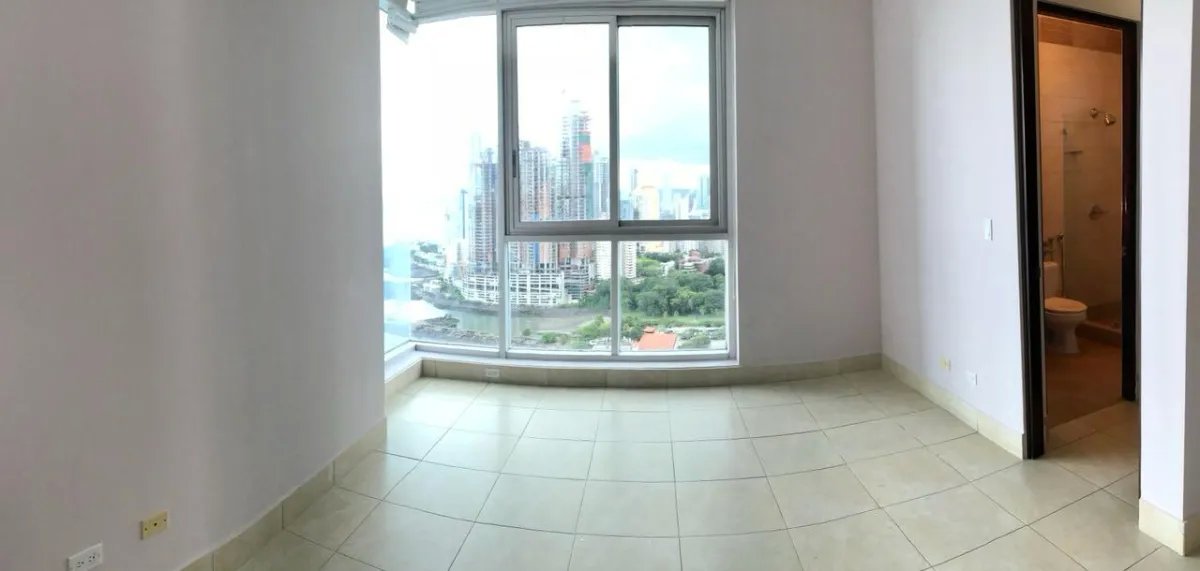Apartment For Sale in Punta Pacífica