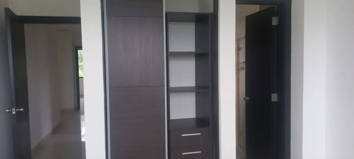 Single Family Detached For Sale in San Carlos
