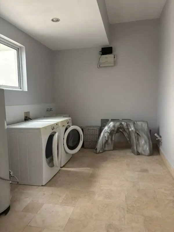 Townhouse For Sale in Buena Ventura