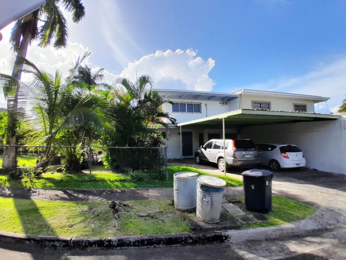 Venta de Casa en Cardenas Village, Ancón, Panamá