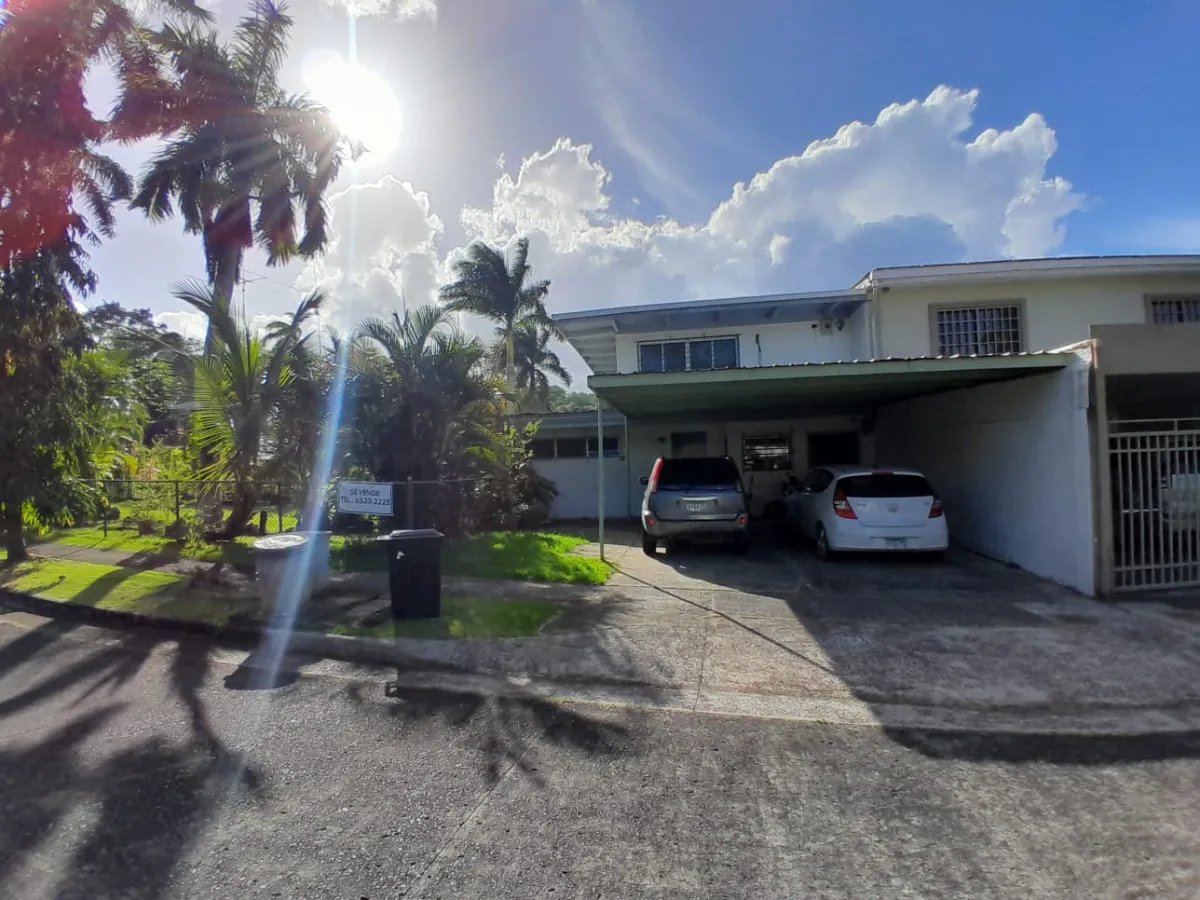 Mobile Home For Sale in Cardenas Village, Ancón