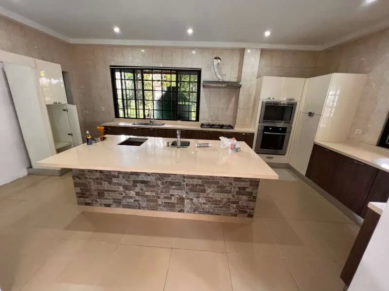 Venta de Casa Familiar en Ancón - Urbanización Residencial Llanos de C...