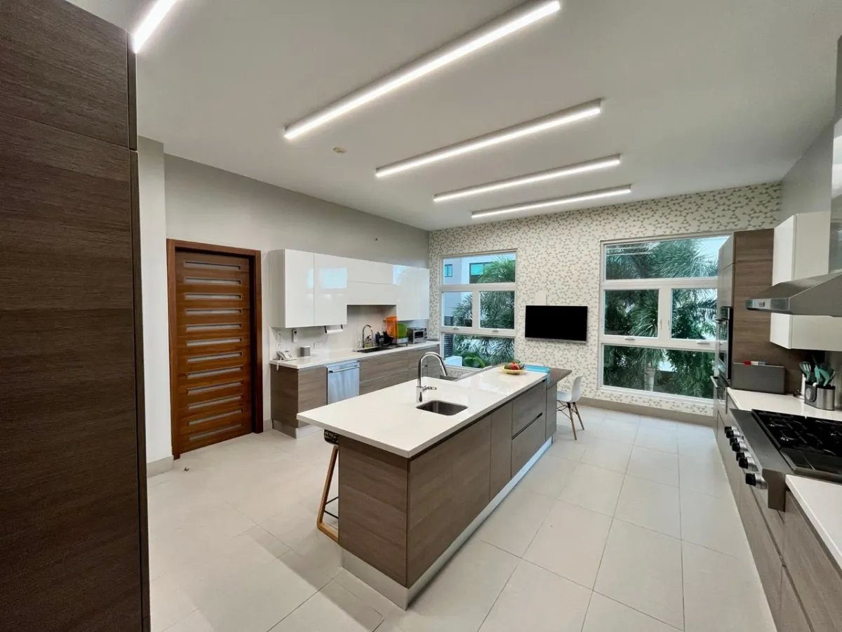 VENTA  EXCLUSIVO APARTAMENTO EN PH LA LOMA