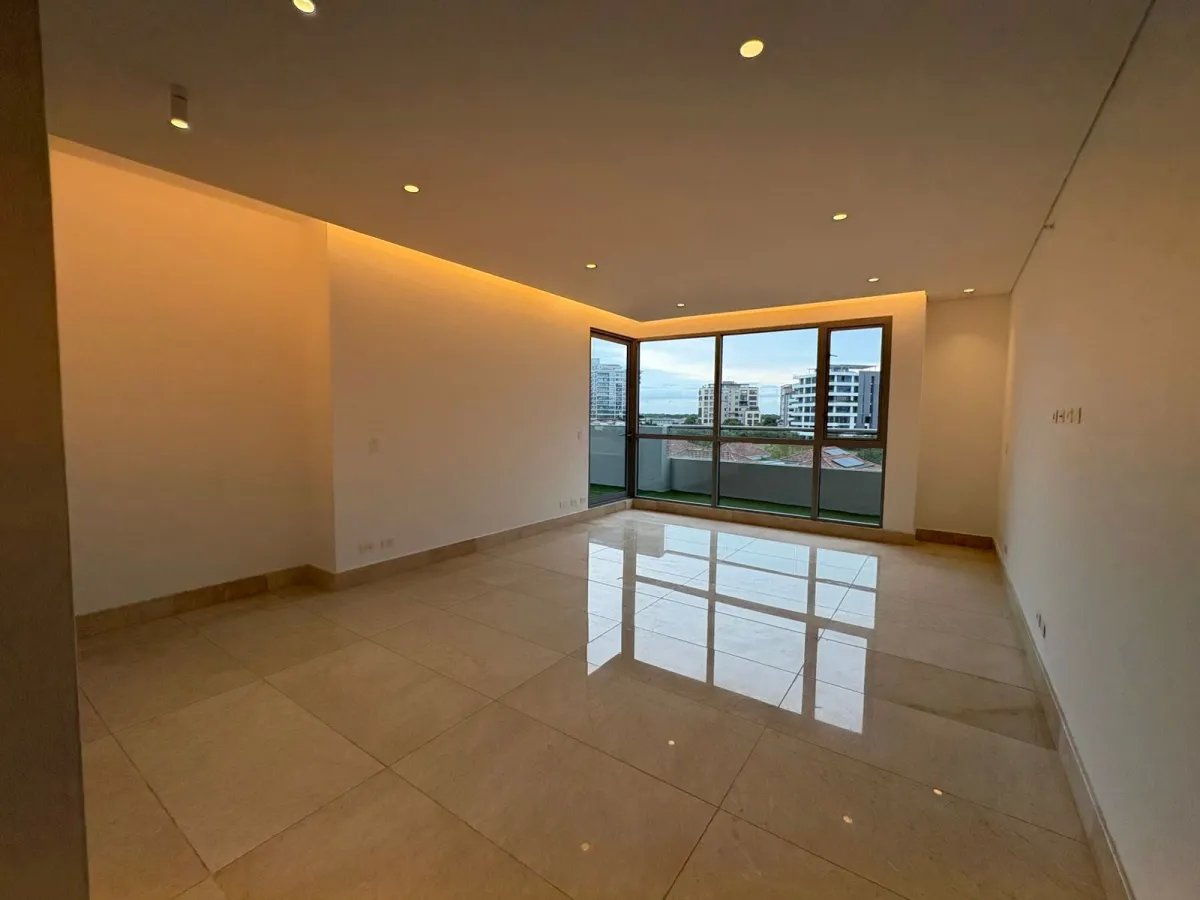 VENTA  EXCLUSIVO APARTAMENTO EN PH AZALEA