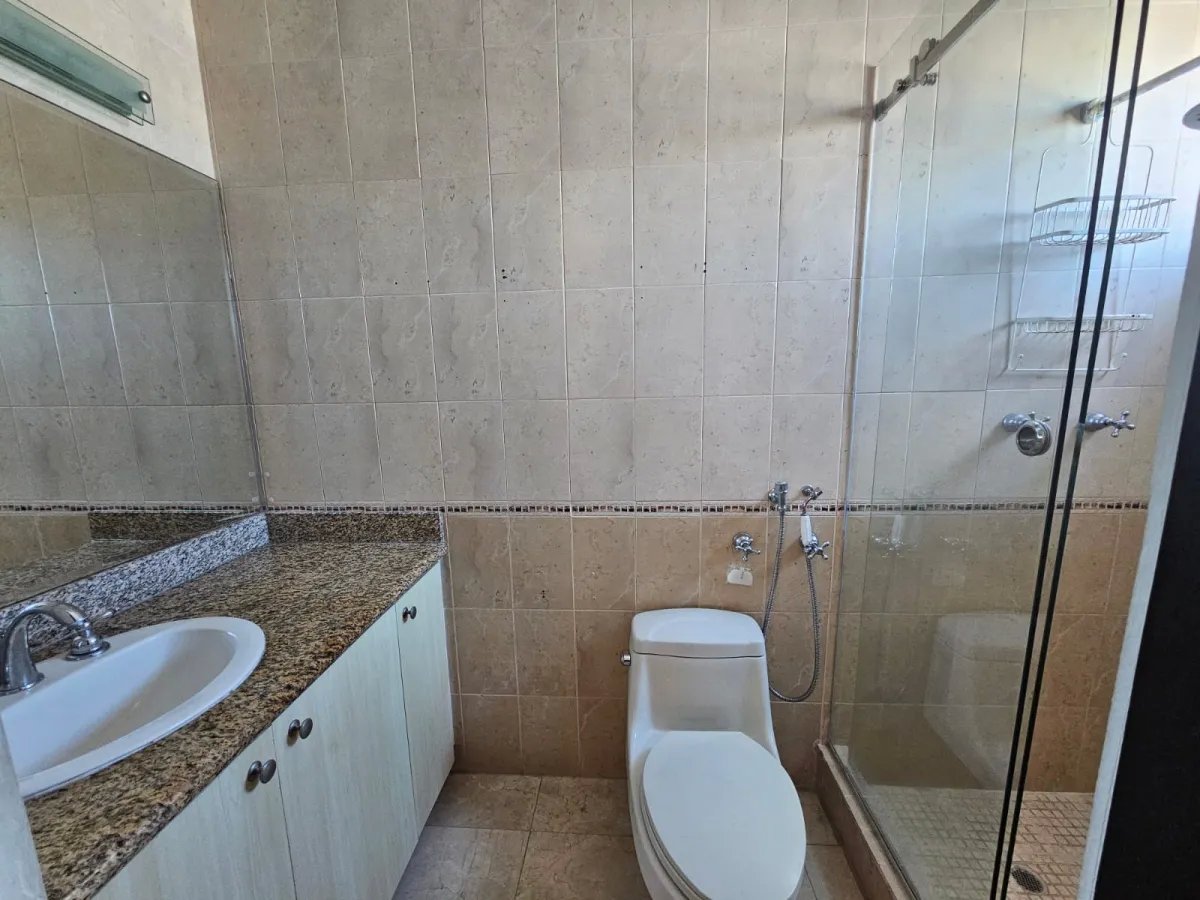 Alquiler de apartamento amoblado en Punta Pacifica,