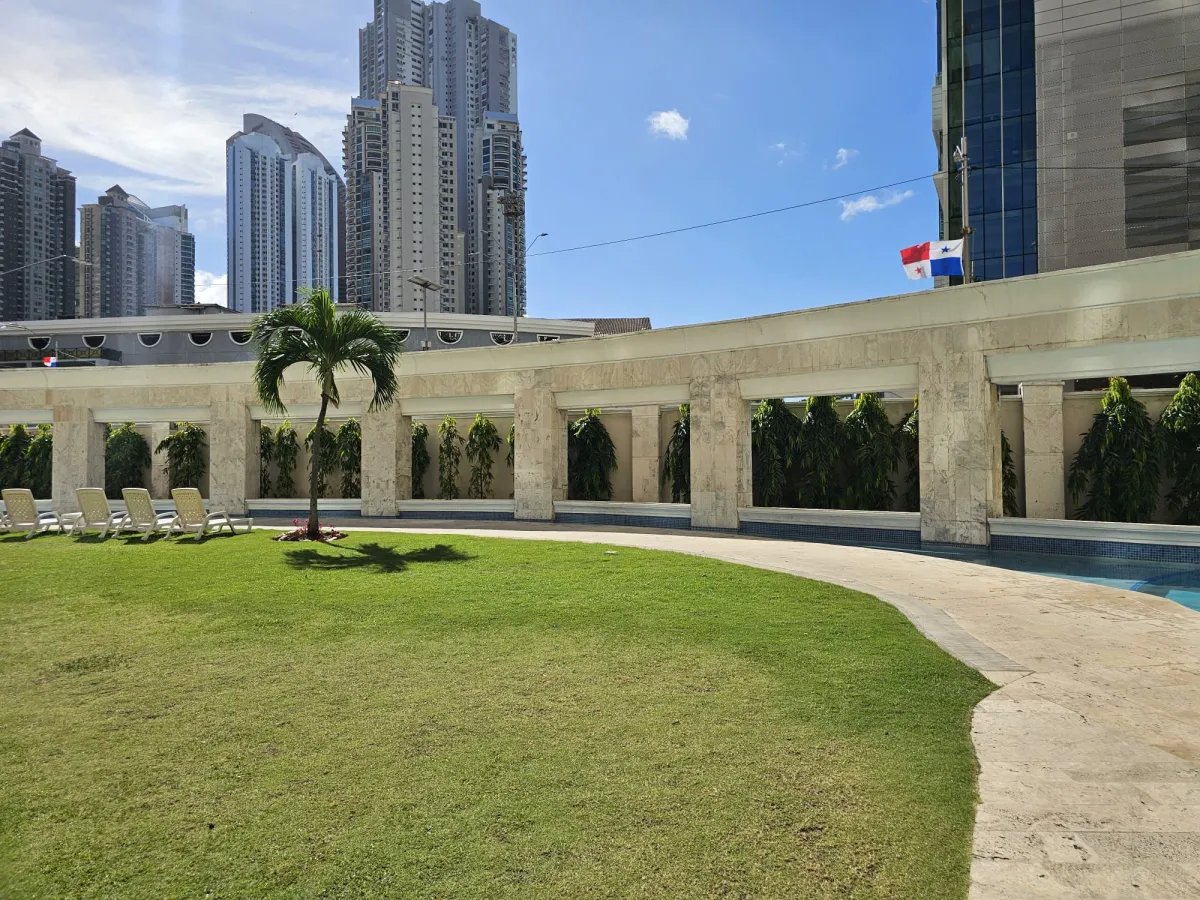 Alquiler de apartamento amoblado en Punta Pacifica,