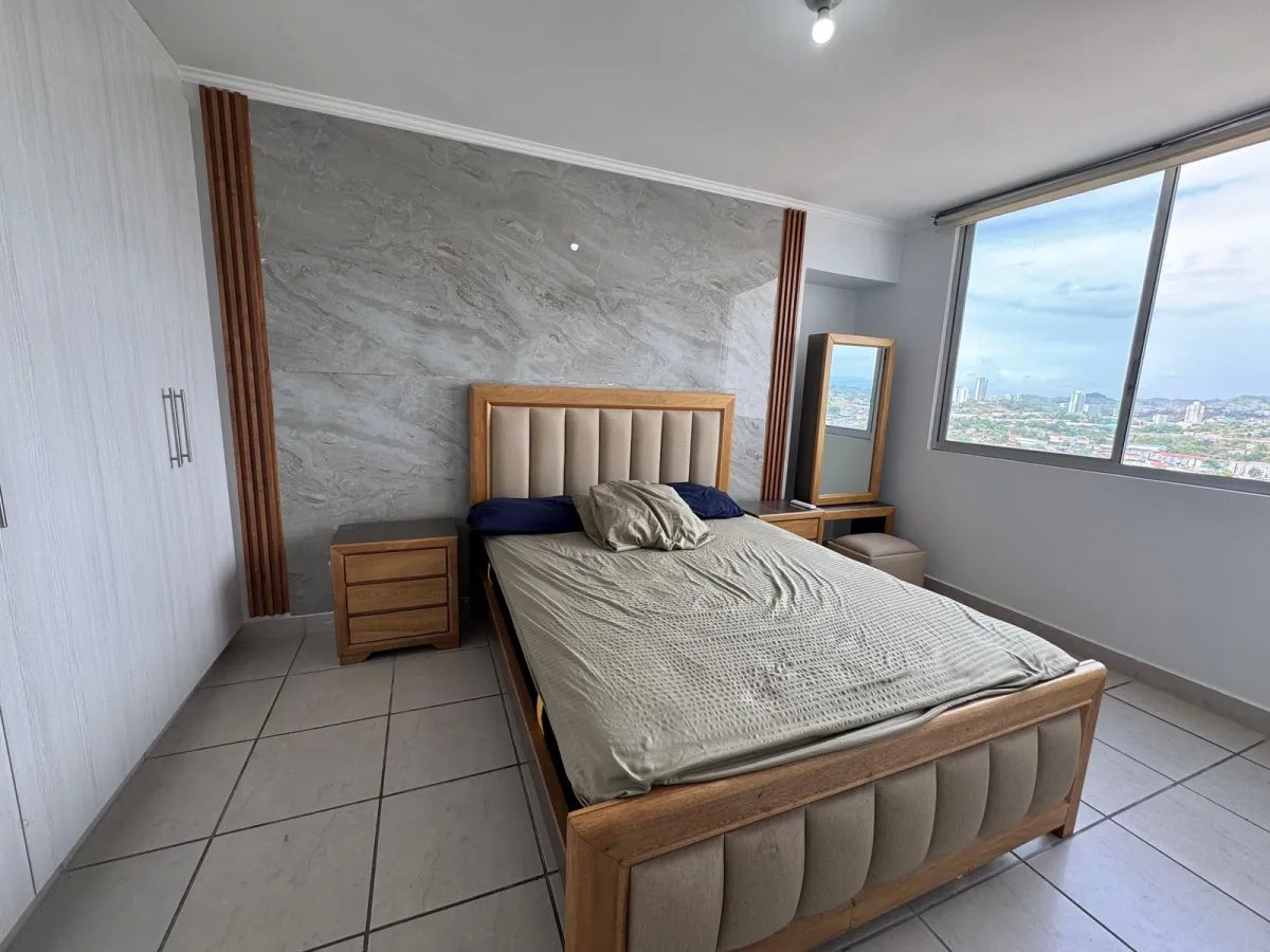 Apartment For Rent in PARQUE LEFEVRE