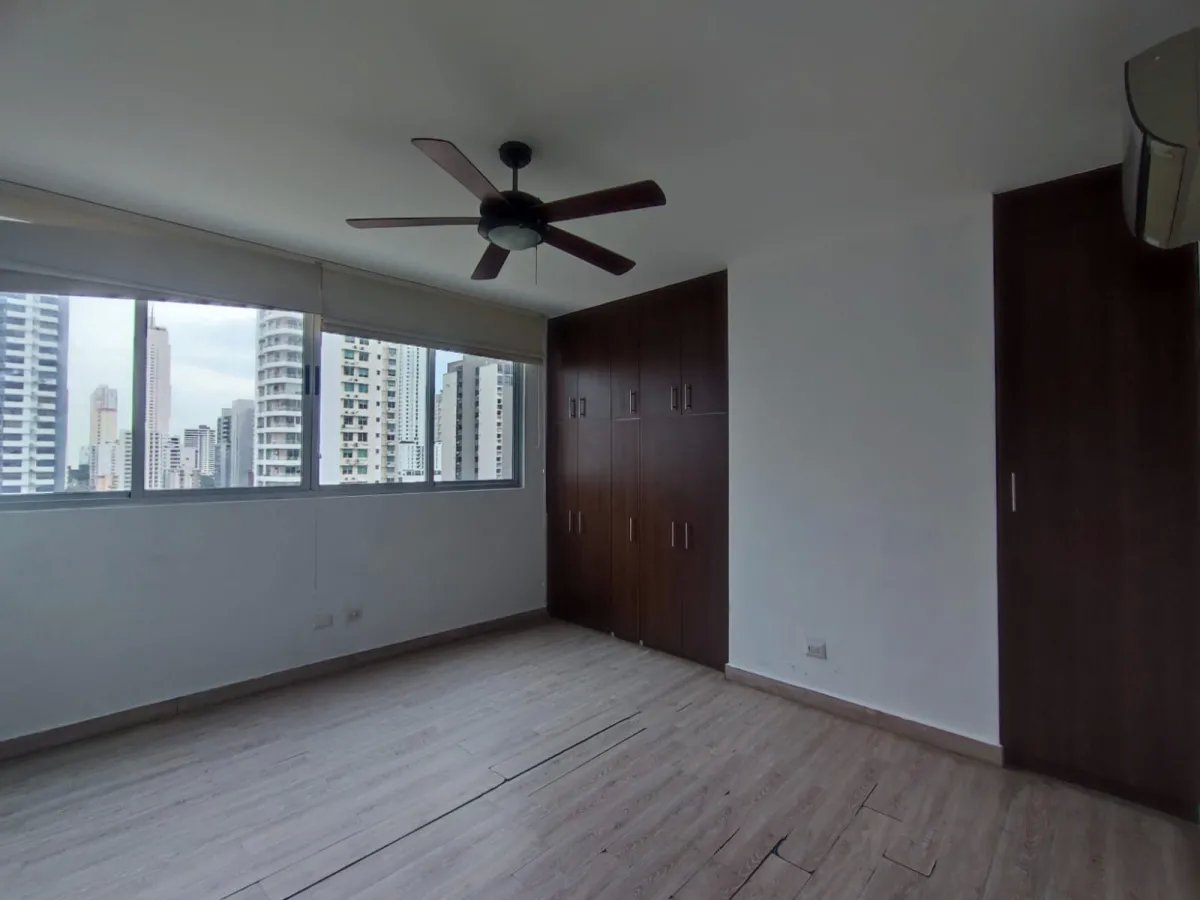 Apartment For Sale in SAN FRANCISCO