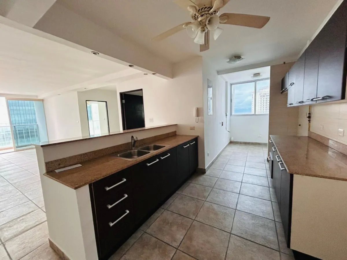 SE VENDE HERMOSO PENTHOUSE EN PAITILLA- P.H. PACIFIC SEA