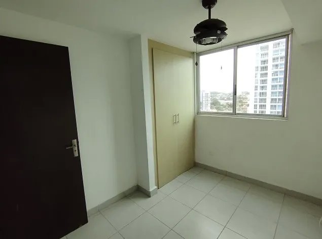 SE VENDE  APARTAMENTO EN P.H. PREMIUN