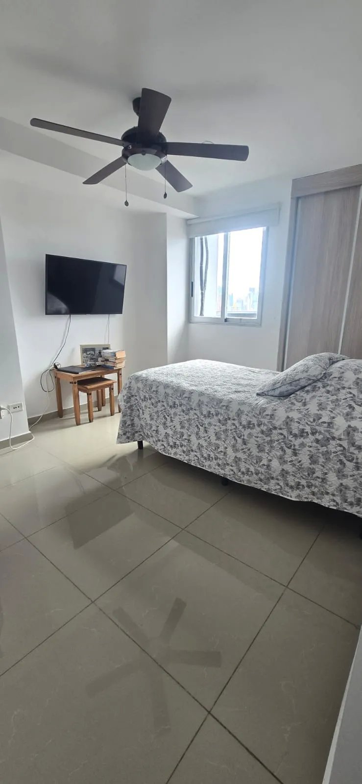 SE VENDE HERMOSO APARTAMENTO EN P.H. DELAVISTA