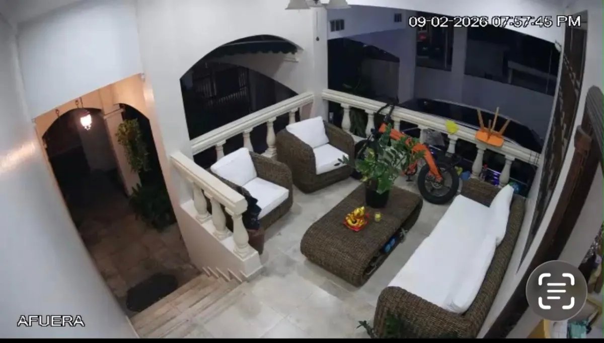 Single Family Detached For Sale in Calle 72 Este