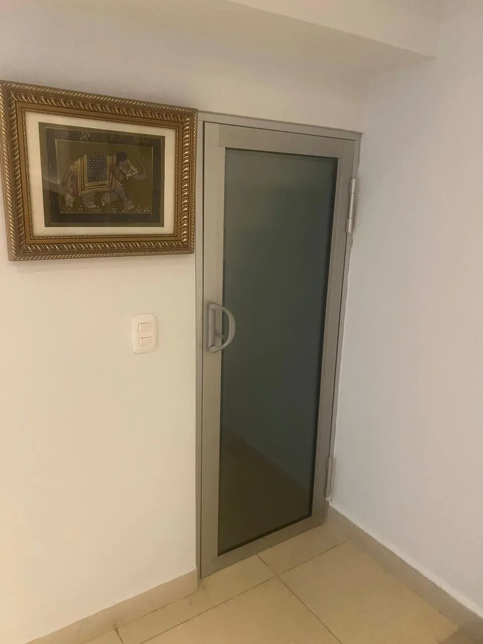 Apartment For Sale in Avenida Balboa