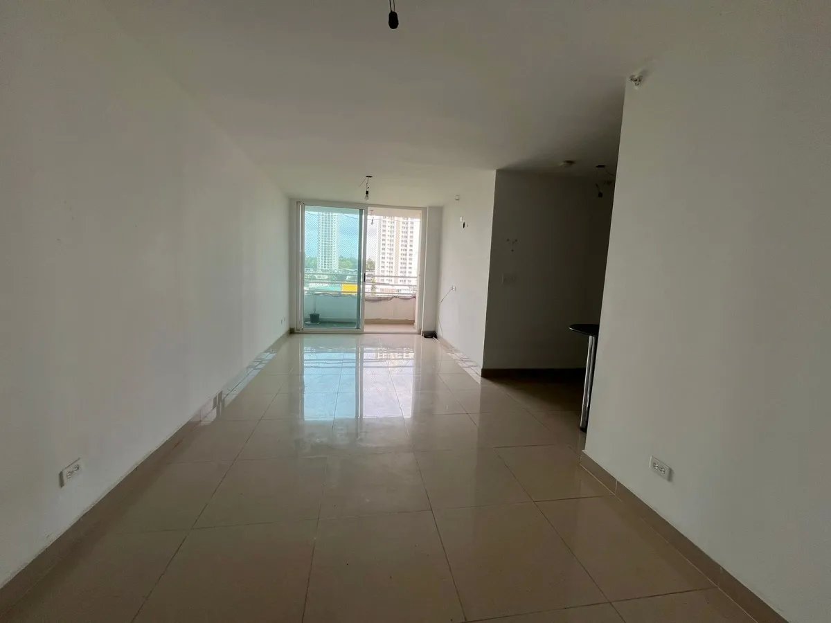 SE VENDE APARTAMENTO EN P.H.GREEN PARK