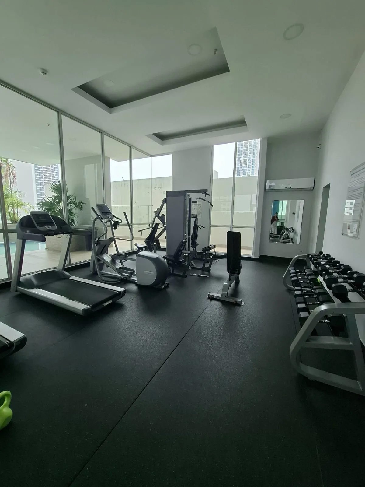 SE VENDE APARTAMENTO EN P.H. BELLE VIEW
