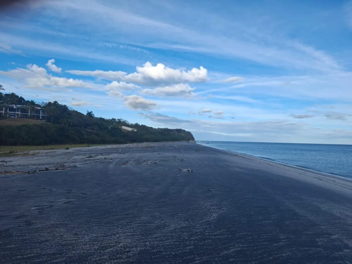 Unimproved Land For Sale in El Higo