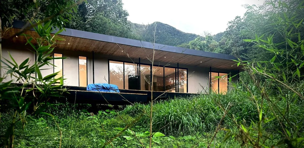 Nueva Casa Moderna en El Valle de Anton con Clima Fria