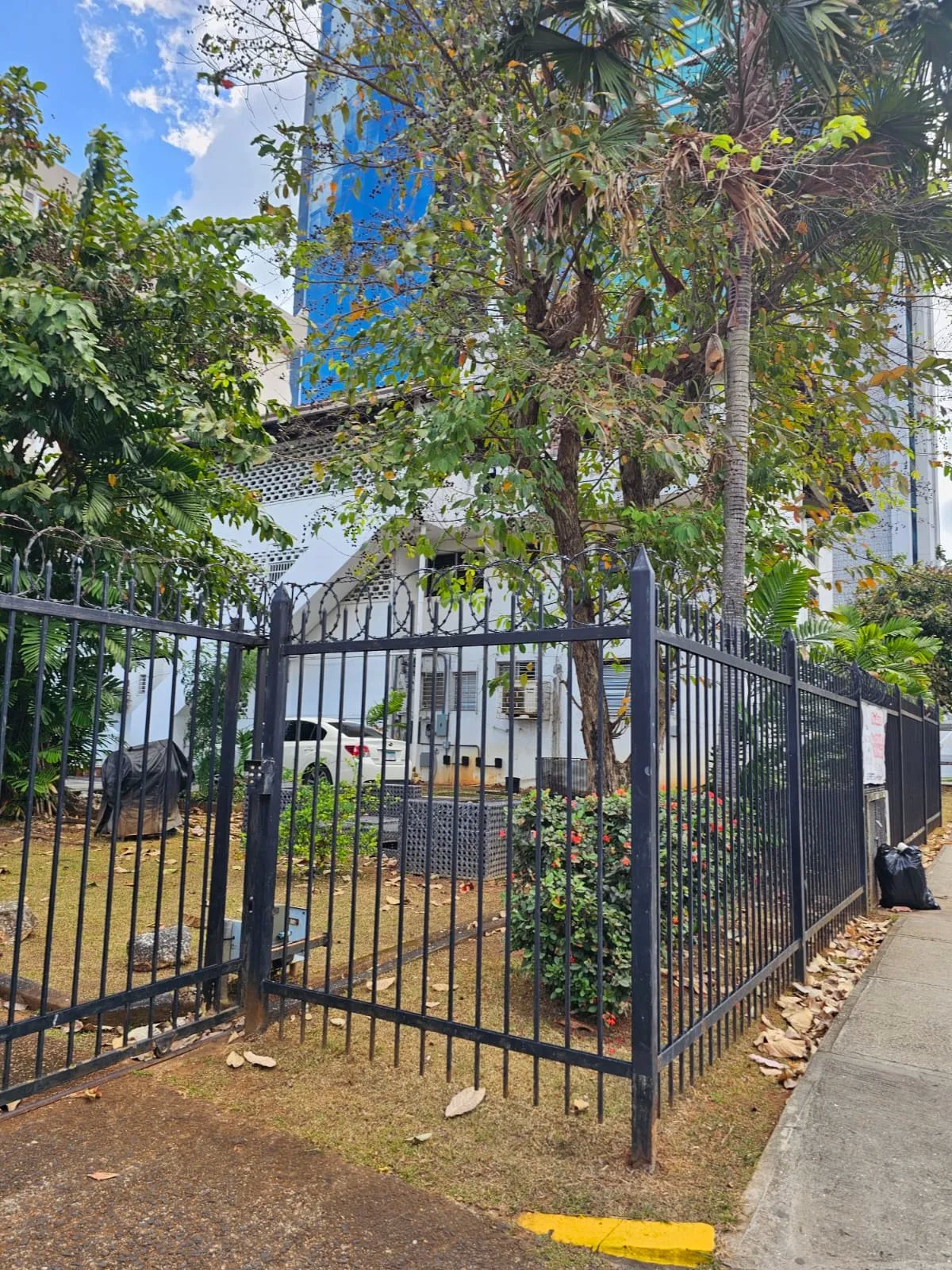 Multi-Family For Sale in PH Edificio Ponce