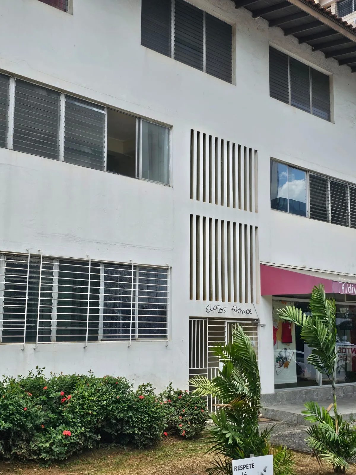 Multi-Family For Sale in PH Edificio Ponce