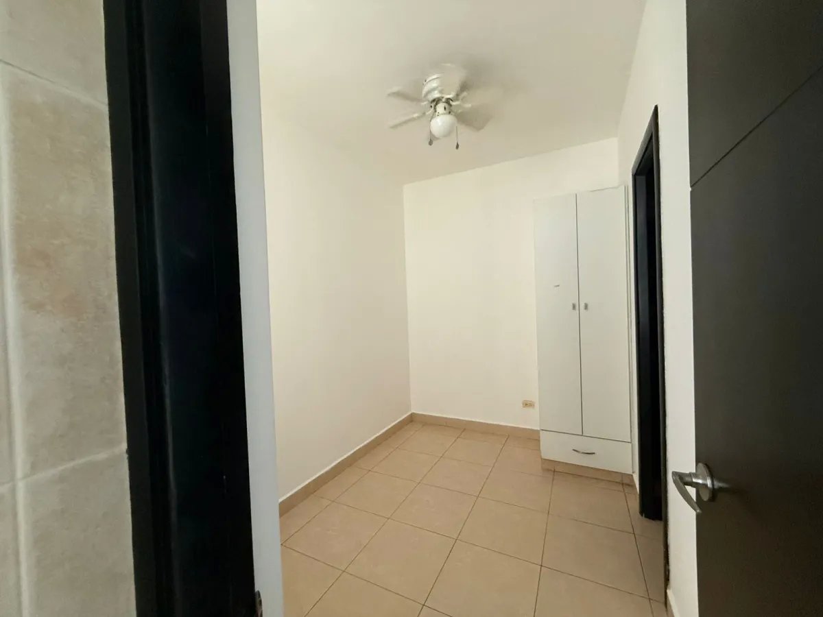 VENTA  AMPLIO APARTAMENTO EN PH PARQUE DEL MAR I, COSTA DEL ESTE