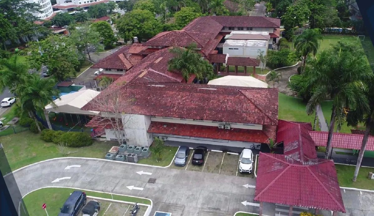 se vende Edificio en Clayton