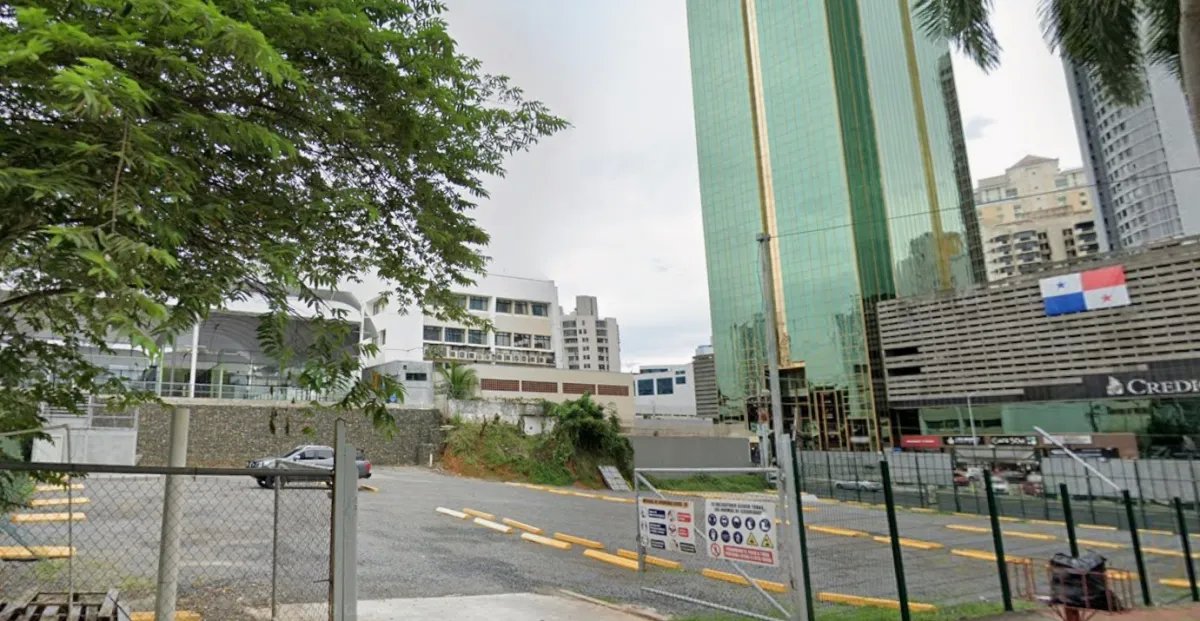 Se vende terreno en calle 50, Panamá
