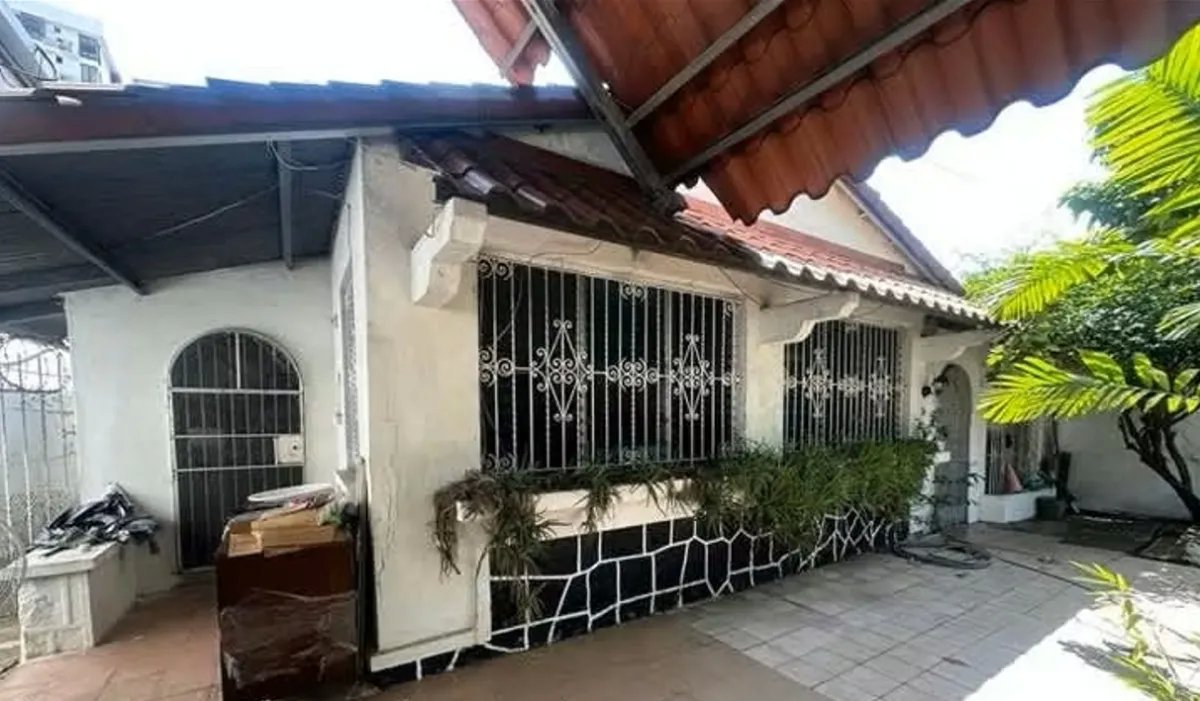 Single Family Detached For Sale in Vía Israel