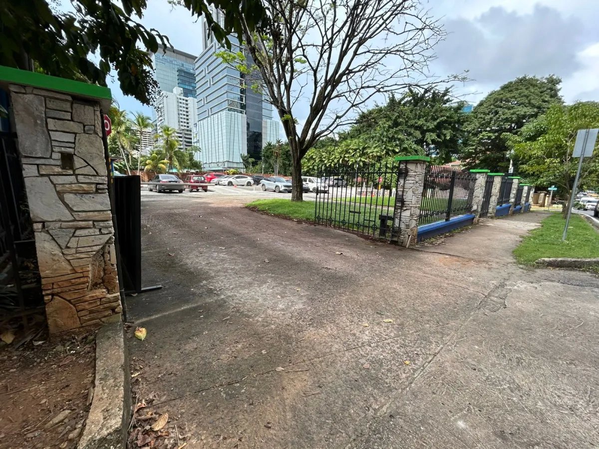 se vende terreno comercial en Obarrio