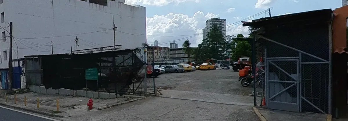 se vende terreno  Carrasquilla
