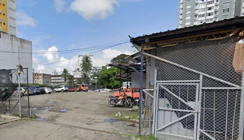se vende terreno  Carrasquilla