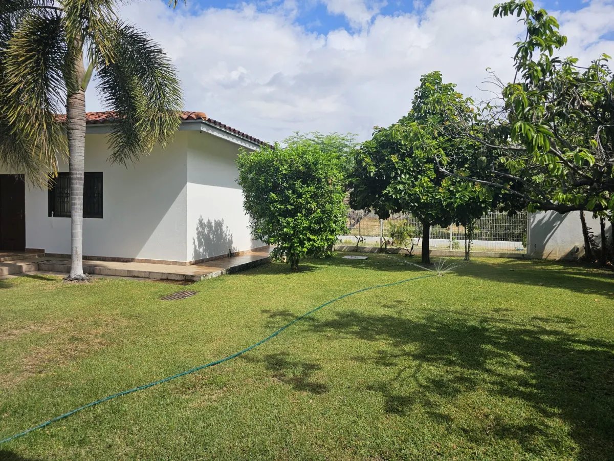 Single Family Attached For Sale in Coronado