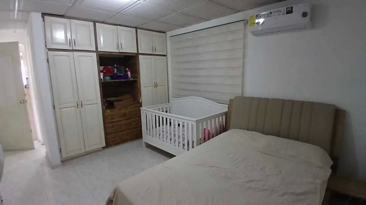 Venta de casa con tres recámaras en Villa Zaita,