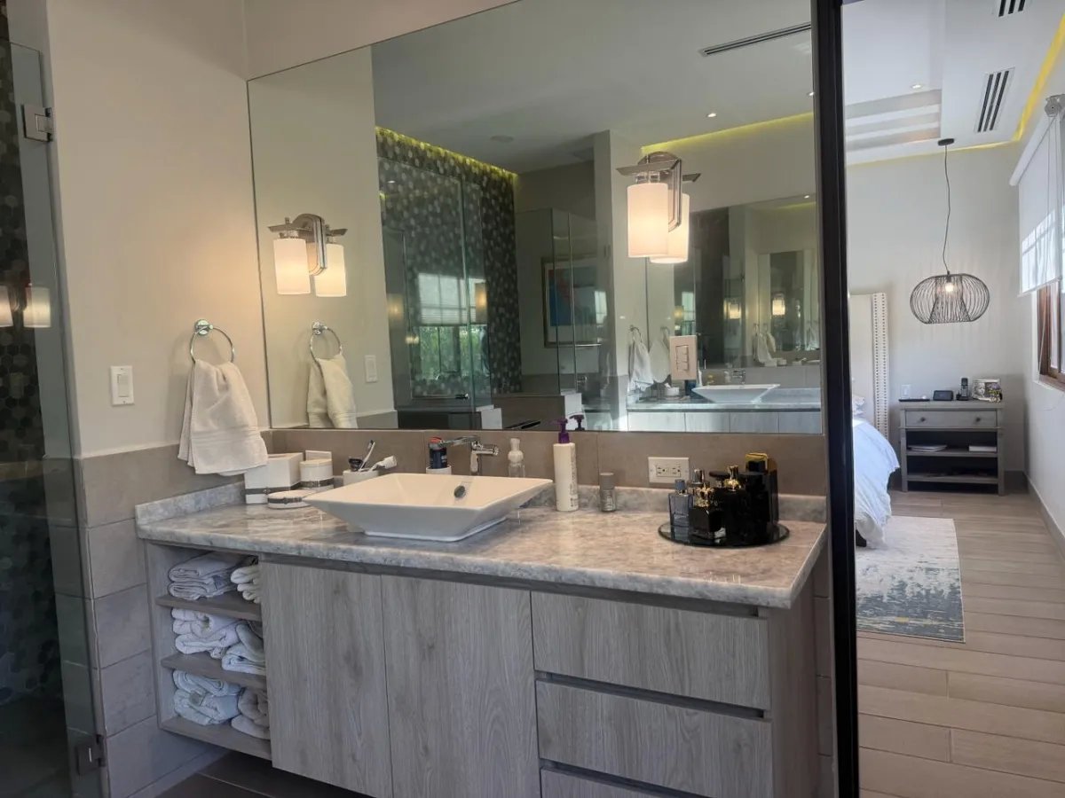 House for sale in PH Los Senderos